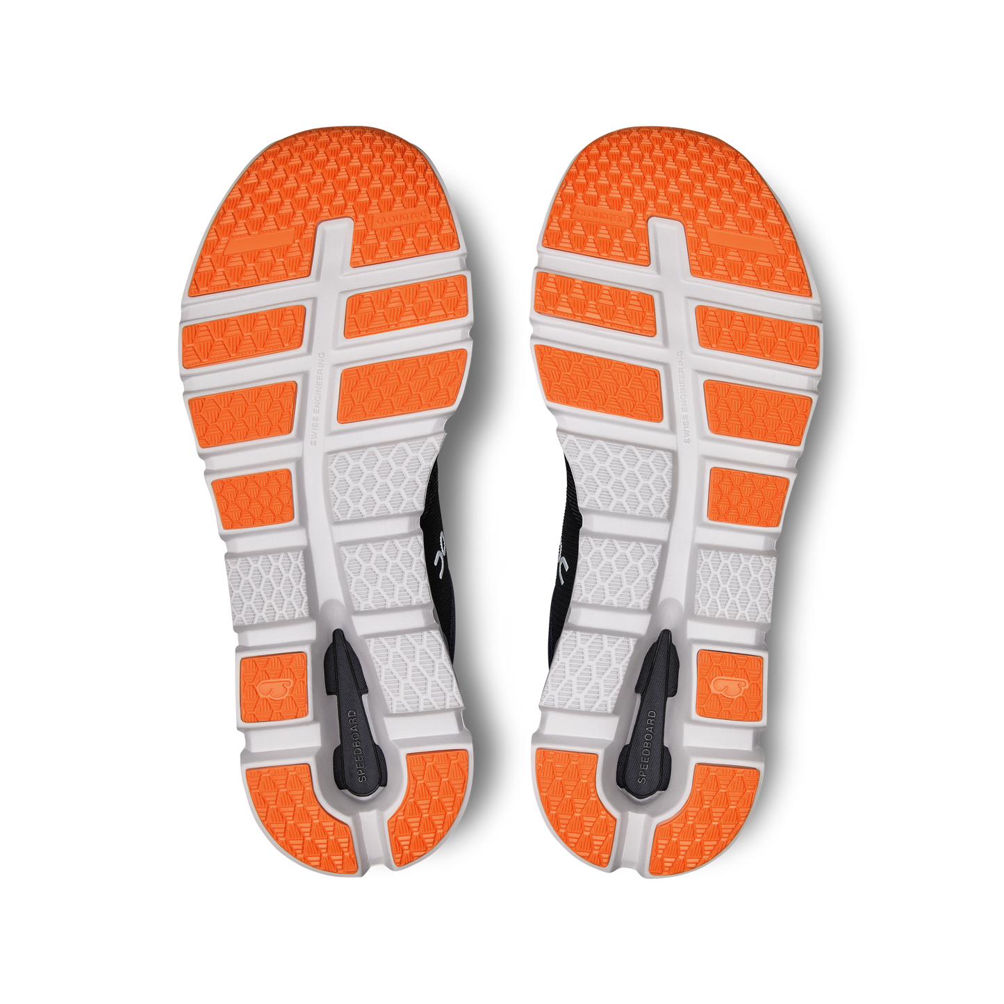 ON CLOUDCORE. (Sólo tienda online).