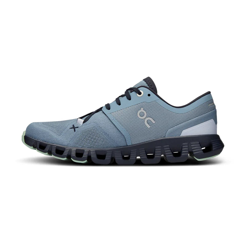 ON CLOUD X3. (Sólo tienda online).