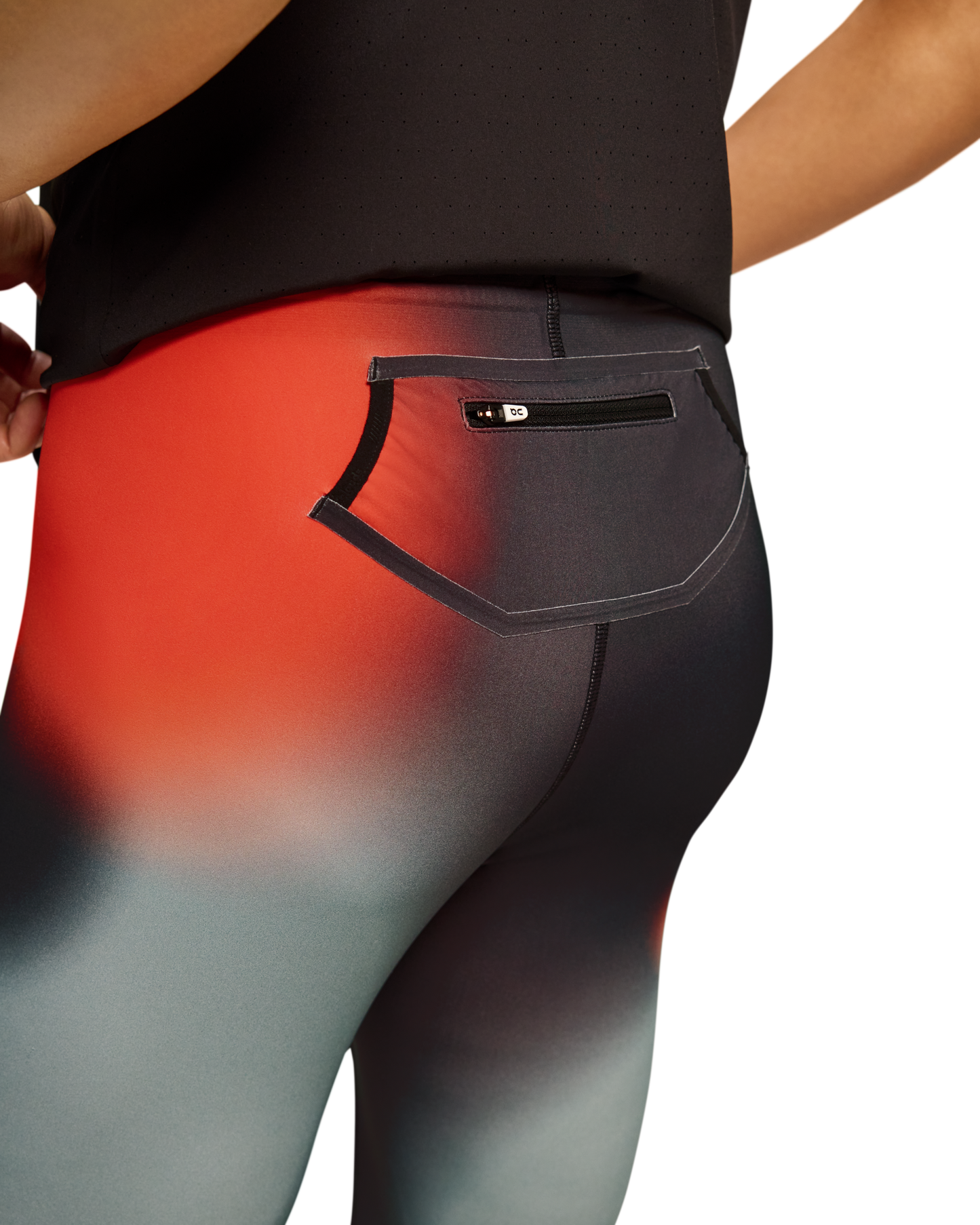 ON RACE TIGHTS HALF