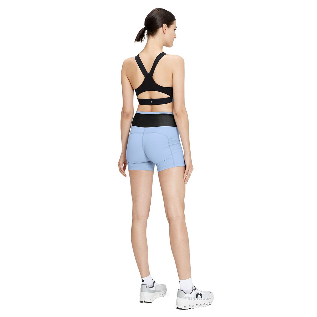 ON SPRINTER SHORTS