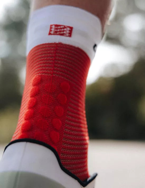 COMPRESSPORT PRO RACING SOCKS V4.0 RUN HIGH
