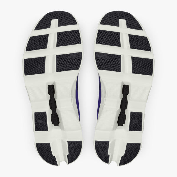 ON CLOUDMONSTER. (Sólo tienda online).