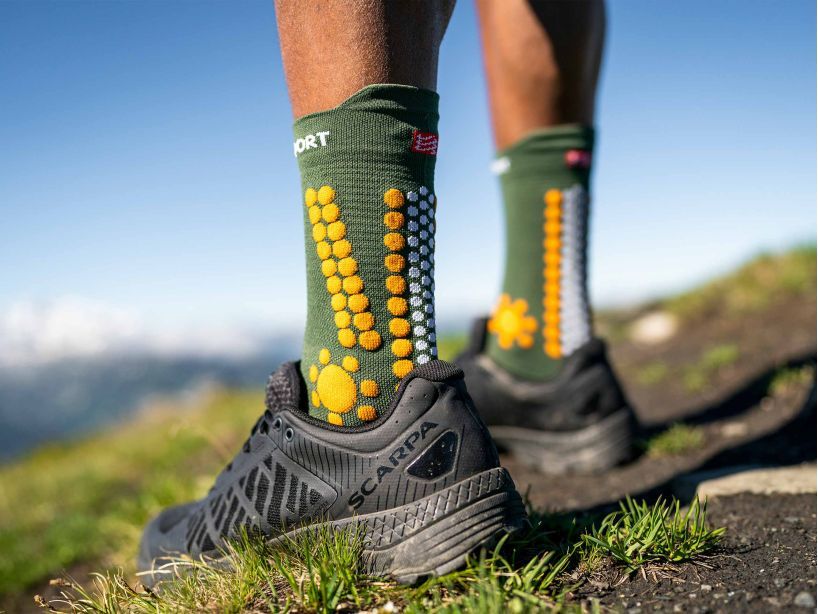 COMPRESSPORT PRO RACING SOCKS V4.0 RUN TRAIL