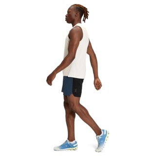 ON LIGHTWEIGHT SHORTS