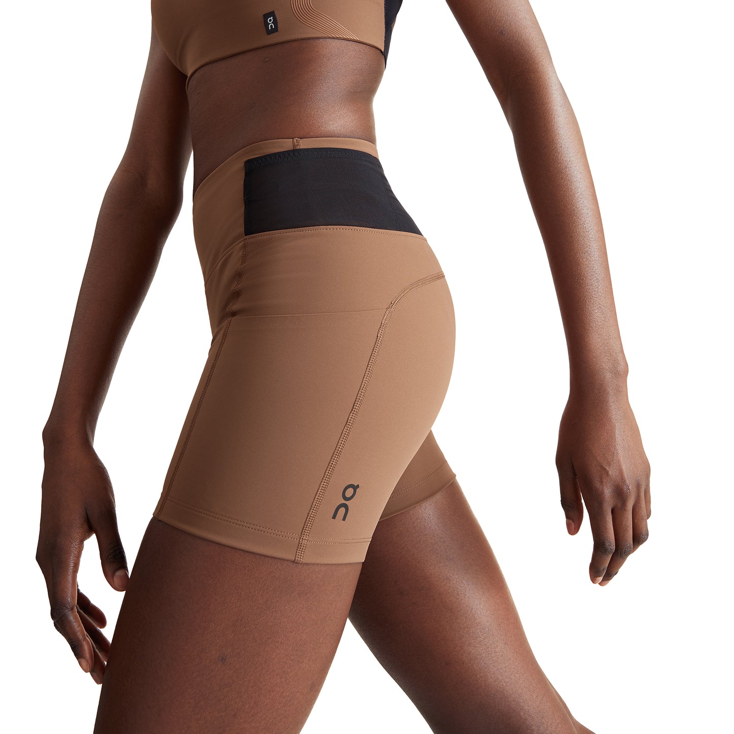 ON SPRINTER SHORTS