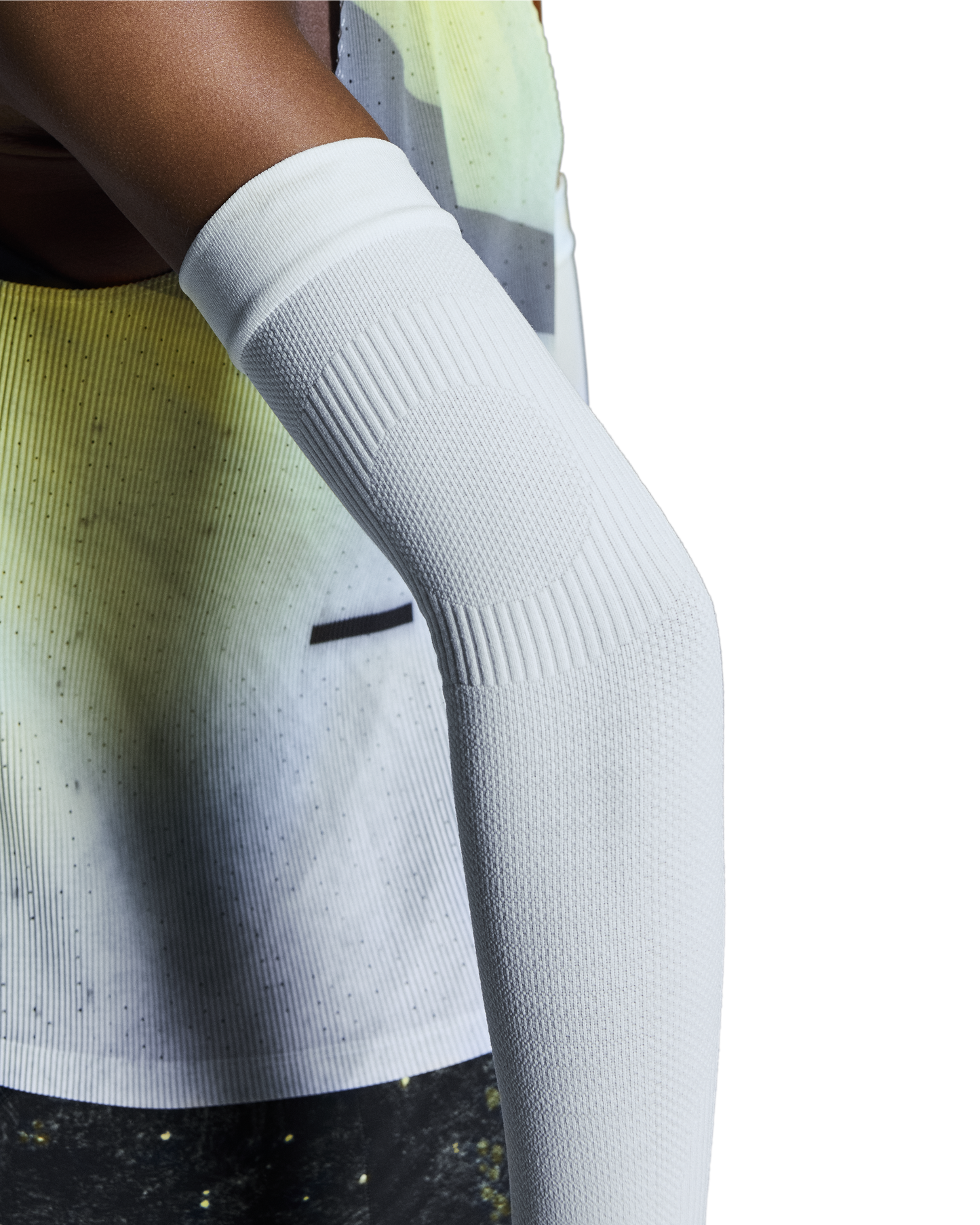 ON PERFORMANCE ARM SLEEVES