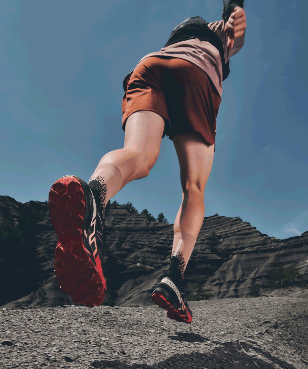 SALOMON SENSE AERO STOW 5" SHORTS M.