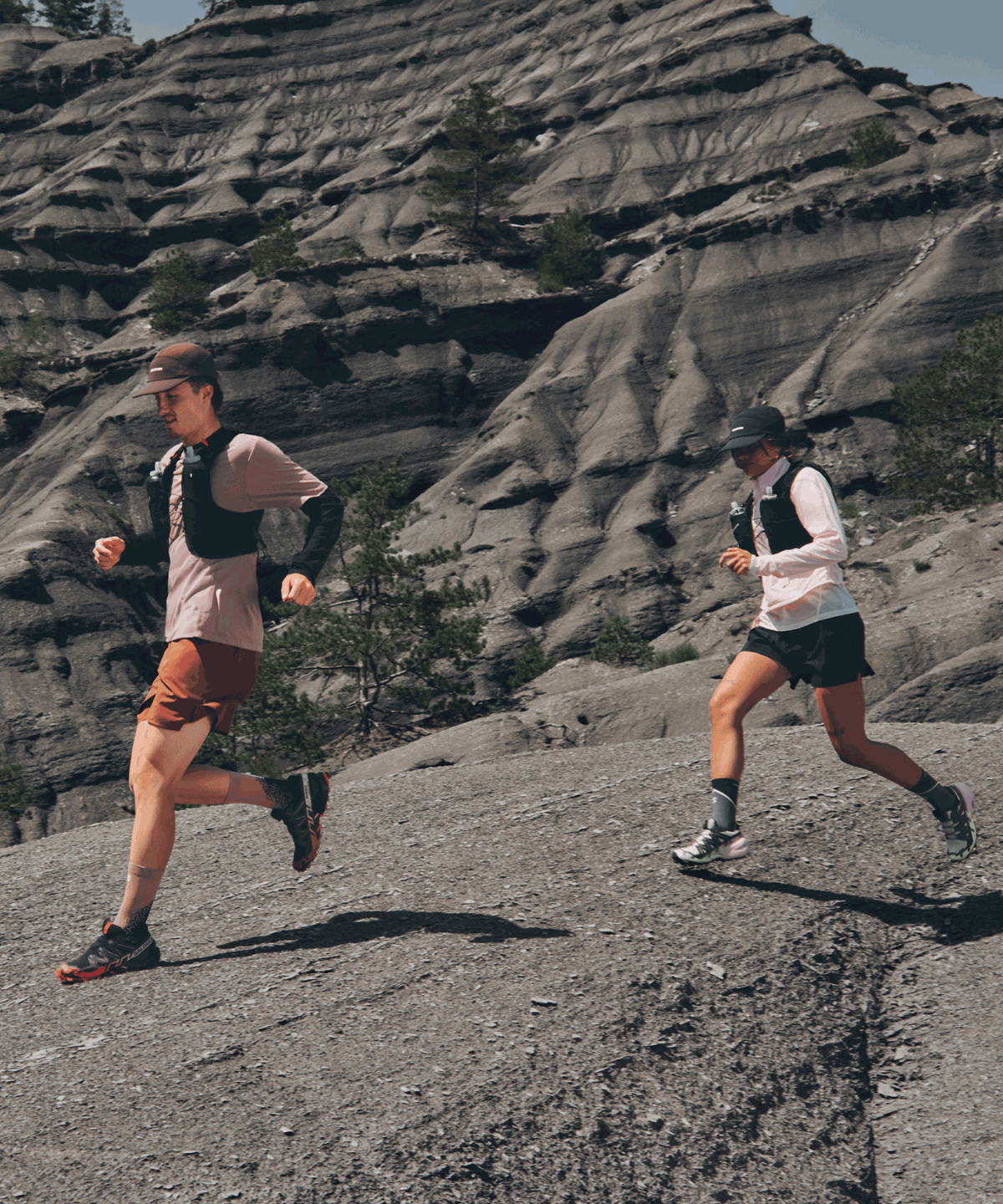 SALOMON SENSE AERO STOW 5" SHORTS M.