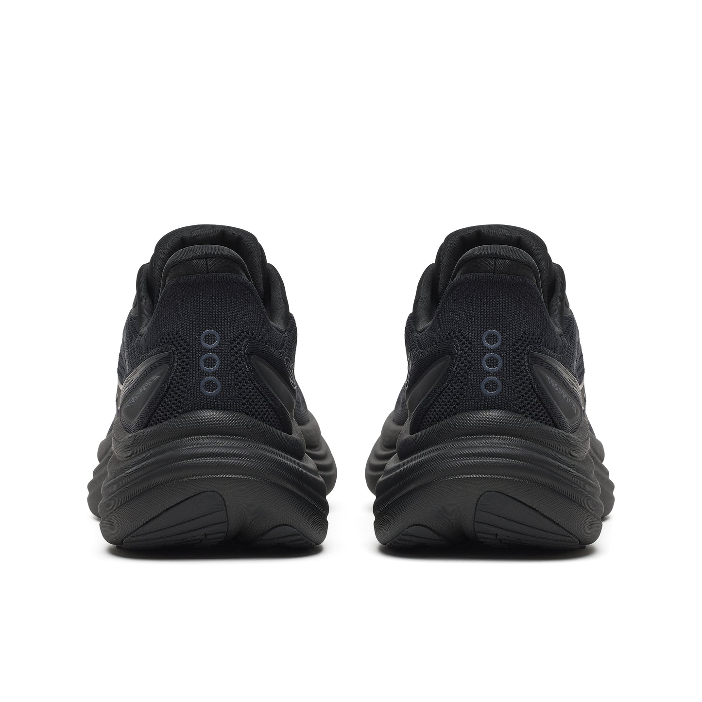 SAUCONY TRIUMPH 24.