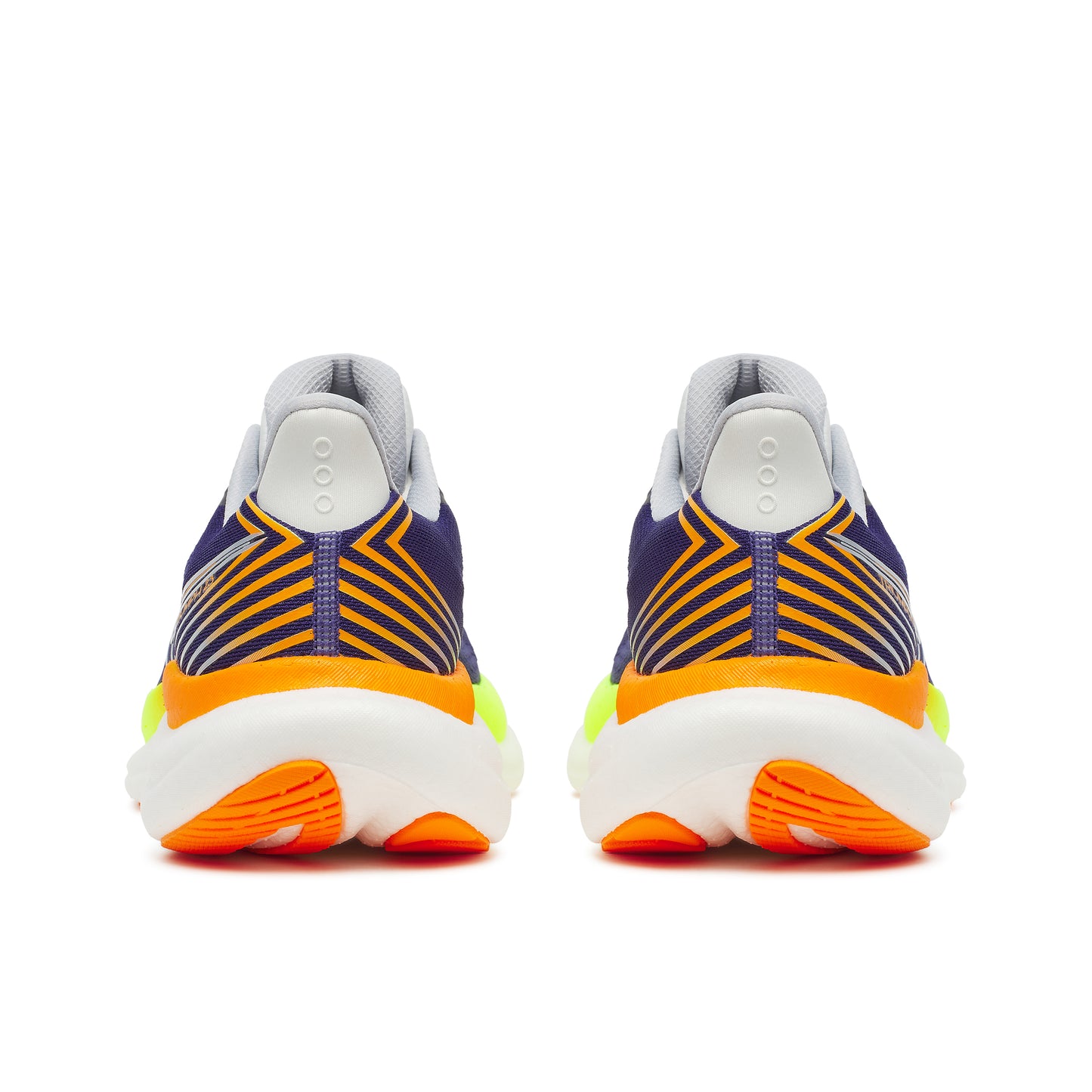 SAUCONY TRIUMPH 23
