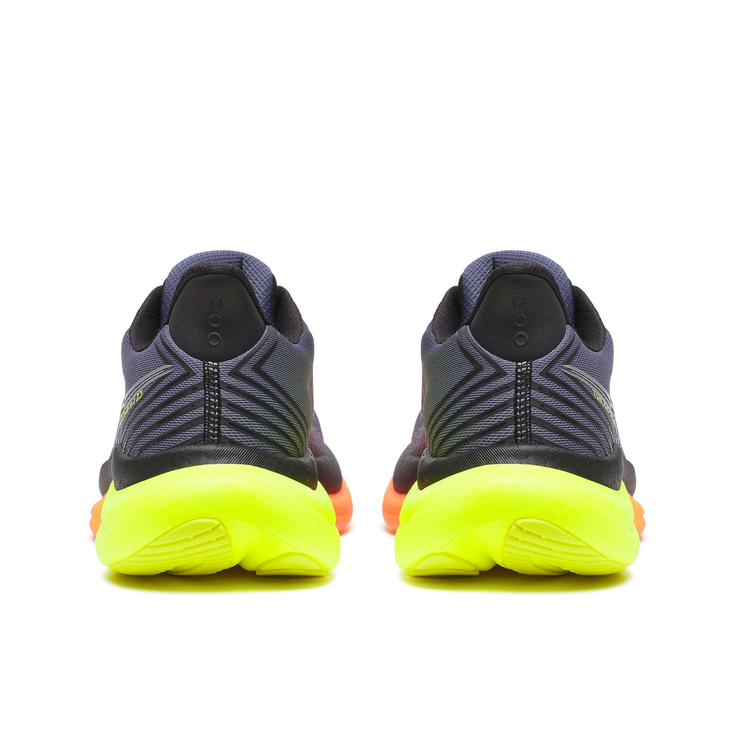SAUCONY TRIUMPH 23