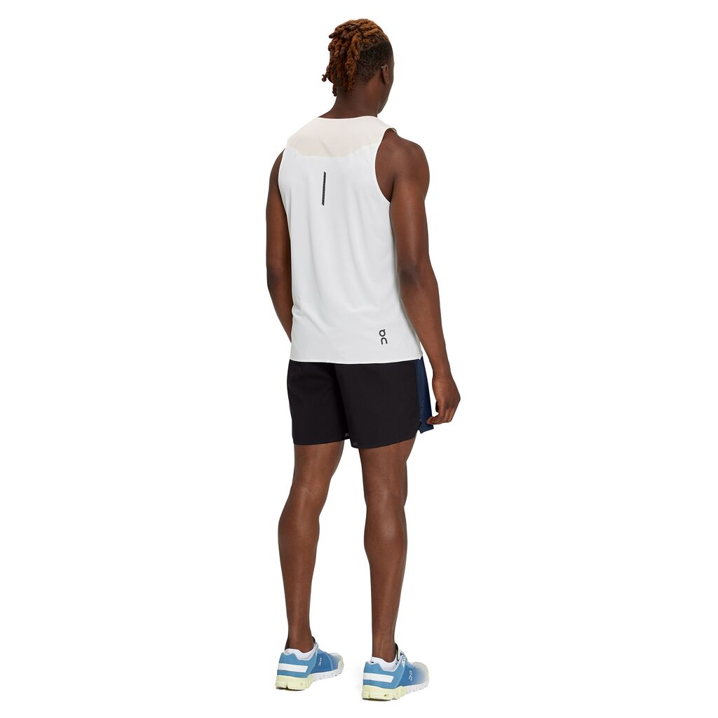 ON LIGHTWEIGHT SHORTS