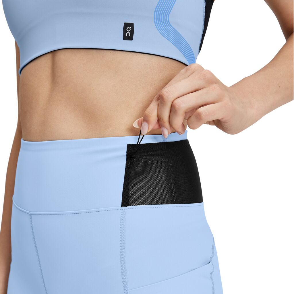 ON SPRINTER SHORTS