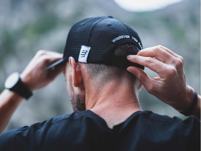 COMPRESSPORT TRUCKER BLACK EDITION 2023