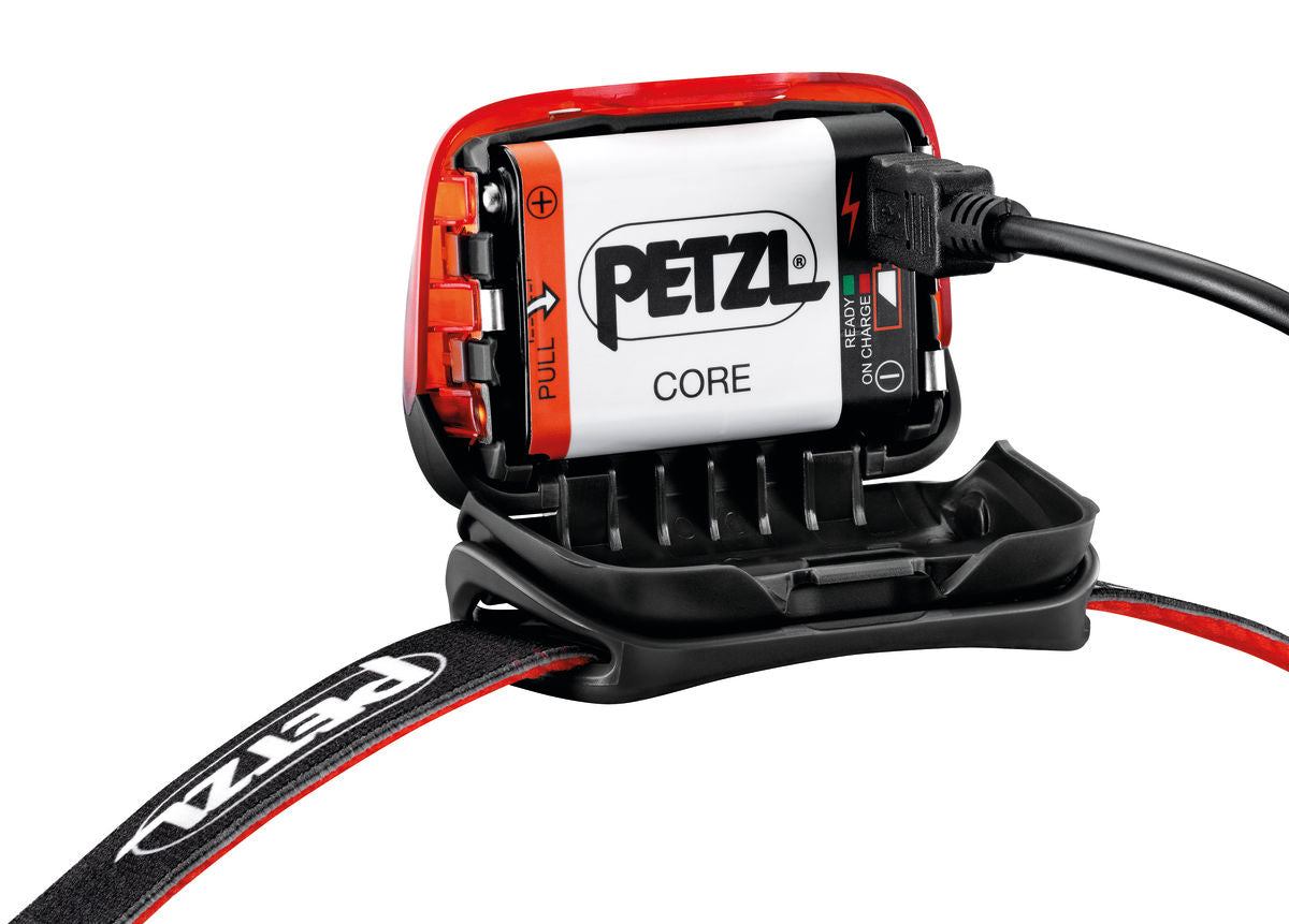 LINTERNA FRONTAL PETZL ACTIK CORE  450LM