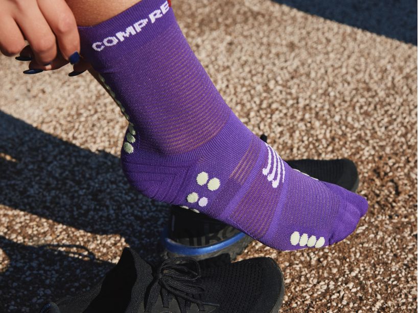 COMPRESSPORT PRO RACING SOCKS V4.0 RUN HIGH